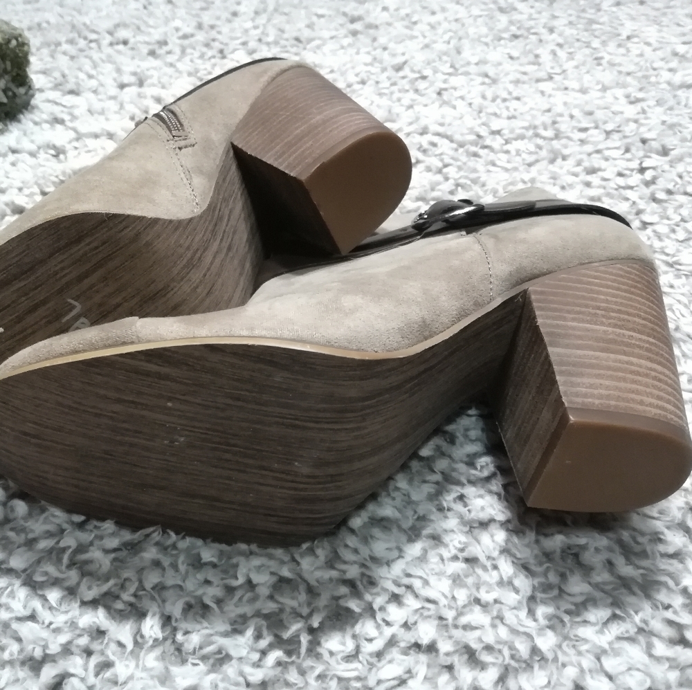 Brown booties - Picture 3 of 4